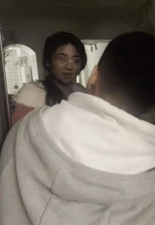 妇女吃瓜的配音视频下载,妇女吃瓜配音视频走红网络