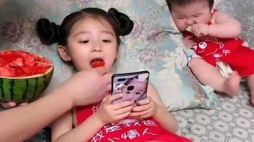 吃瓜视频女儿和儿子,揭秘明星家庭，女儿与儿子间的温馨互动